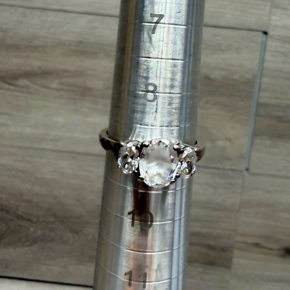 Elegant Silver Tone‎ Women's Ring